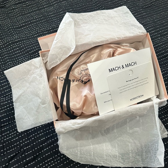 Mach & Mach Shoes - Picture 8 of 9